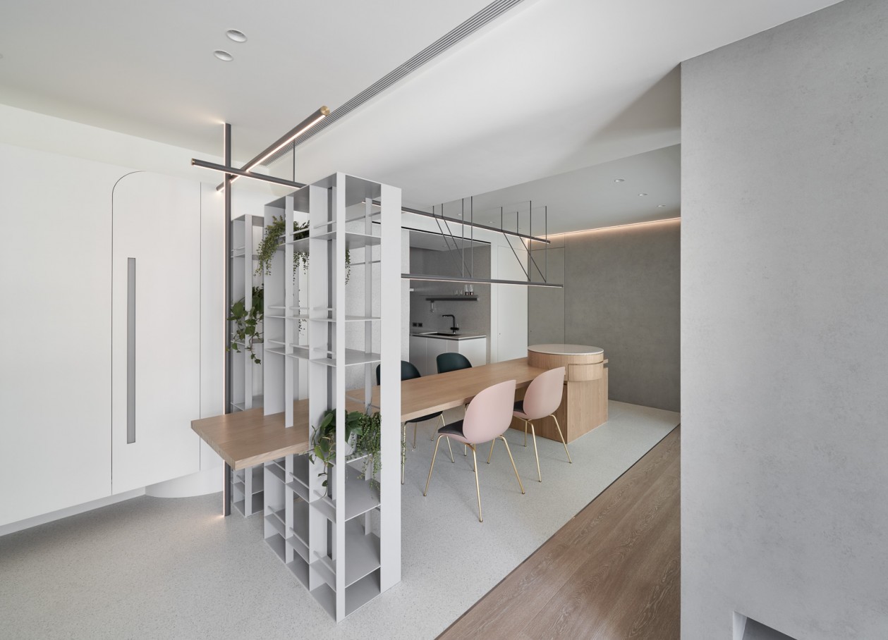 现代简约风格室内家装案例效果图-玄关置物柜 现代简约风格室内家装案例效果图-玄关置物柜